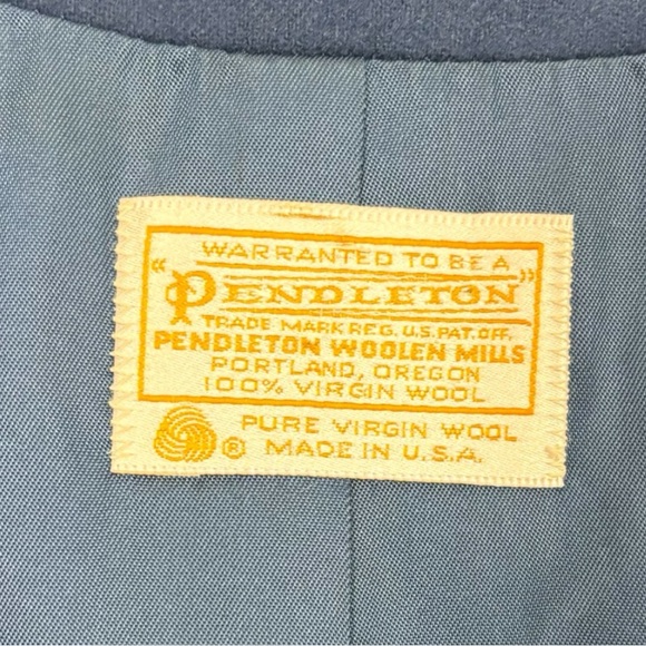 Pendleton Blazer Navy Blue Classic Cut 1 Button Hip Length Size 10 - Picture 7 of 7